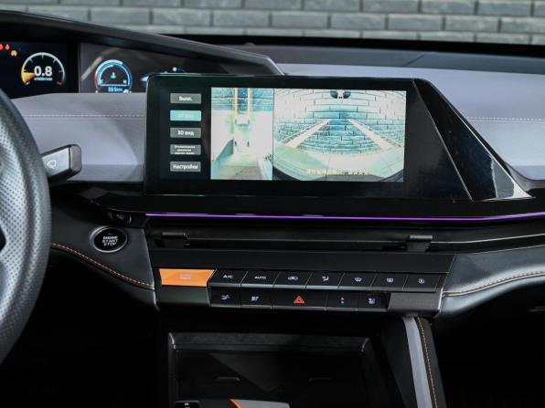 Changan UNI-V I с пробегом 2023 года, цена 2 150 000 рублей, 38742 км, лифтбек, Автокод Объявления