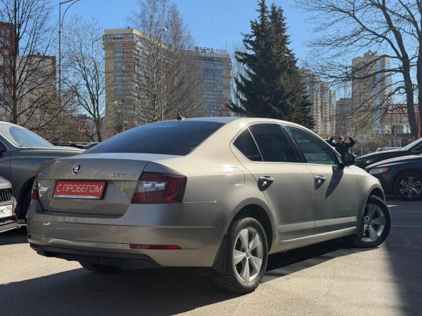 Skoda Octavia III (A7) Рестайлинг с пробегом 2017 года, цена 1 799 000 рублей, 141060 км, лифтбек, Автокод Объявления