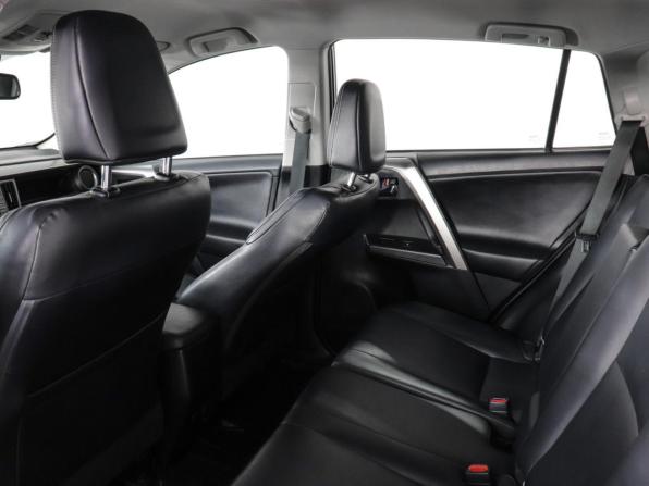 Toyota RAV4 IV (XA40) Рестайлинг с пробегом 2019 года, цена 2 547 000 рублей, 130000 км, внедорожник, Автокод Объявления