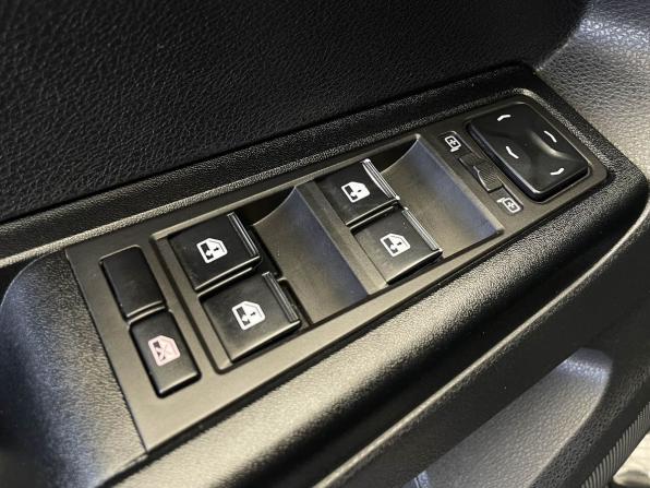Lada (ВАЗ) Vesta I с пробегом 2019 года, цена 1 057 000 рублей, 99219 км, универсал, Автокод Объявления