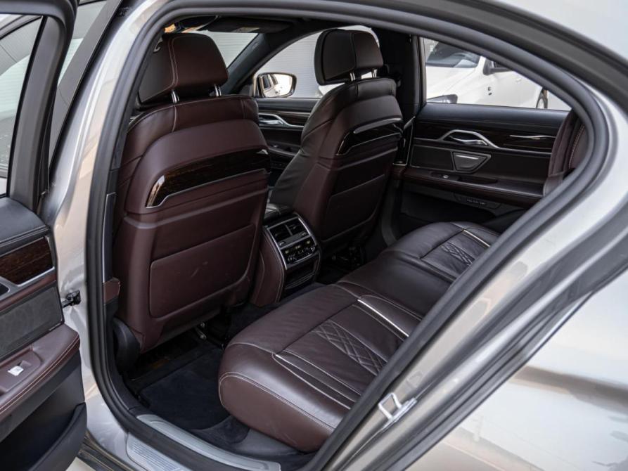 BMW 7 серии VI (G11/G12) Рестайлинг Краснодар  - изображение 11