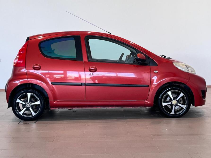 Peugeot 107 I Волгоград  - изображение 4