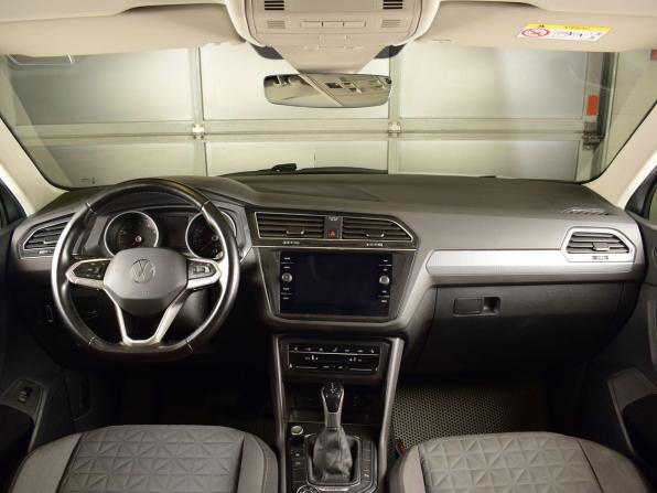 Volkswagen Tiguan II Рестайлинг с пробегом 2021 года, цена 2 190 999 рублей, 259482 км, внедорожник, Автокод Объявления