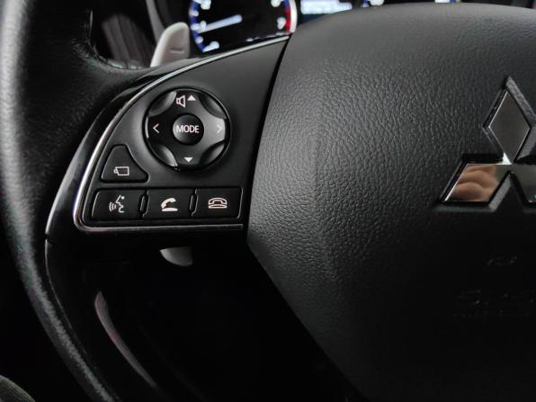 Mitsubishi Outlander III Рестайлинг 2 с пробегом 2018 года, цена 2 149 000 рублей, 186000 км, внедорожник, Автокод Объявления