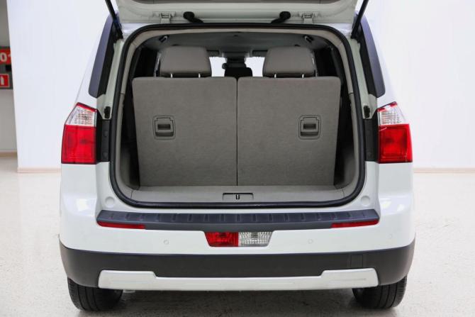 Chevrolet Orlando I с пробегом 2011 года, цена 589 000 рублей, 155988 км, компактвэн, Автокод Объявления