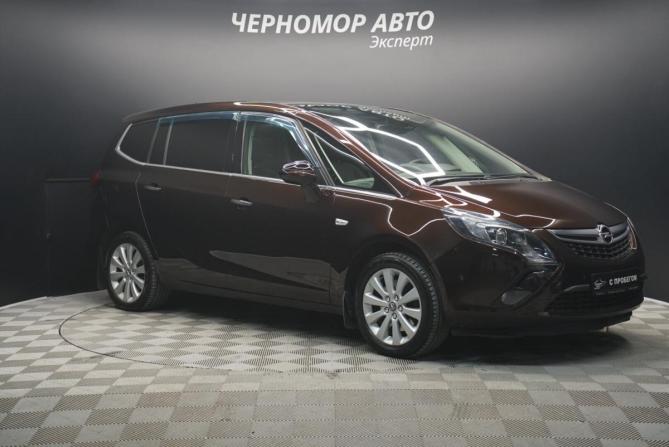 Opel Zafira C с пробегом 2013 года, цена 1 240 000 рублей, 225000 км, минивэн, Автокод Объявления