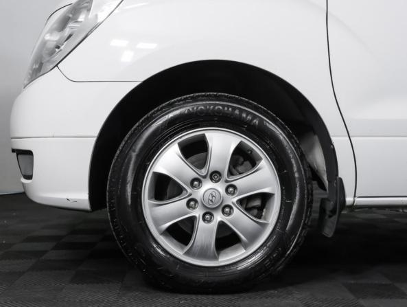 Hyundai Grand Starex I с пробегом 2014 года, цена 2 439 000 рублей, 144600 км, минивэн, Автокод Объявления