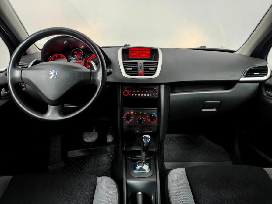 Peugeot 207 I Москва  - изображение 6