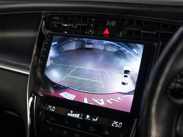 Toyota Harrier III (XU60) Рестайлинг с пробегом 2020 года, цена 3 000 500 рублей, 51116 км, внедорожник, Автокод Объявления