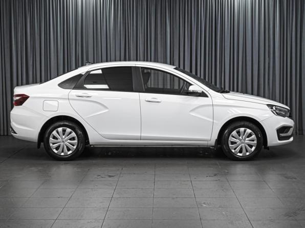 Lada (ВАЗ) Vesta I Рестайлинг (NG) с пробегом 2024 года, цена 1 330 000 рублей, 35769 км, седан, Автокод Объявления