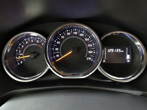 Renault Logan II Рестайлинг с пробегом 2020 года, цена 1 050 000 рублей, 130000 км, седан, Автокод Объявления