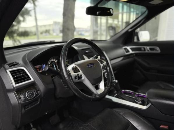 Ford Explorer V с пробегом 2012 года, цена 1 390 000 рублей, 211116 км, внедорожник, Автокод Объявления