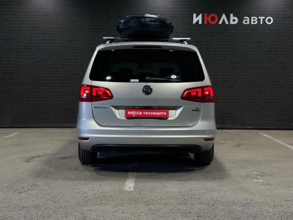 Volkswagen Sharan II с пробегом 2012 года, цена 1 415 000 рублей, 119352 км, минивэн, Автокод Объявления