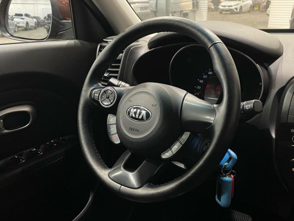 Kia Soul II Рестайлинг с пробегом 2018 года, цена 1 650 000 рублей, 81155 км, хэтчбек, Автокод Объявления