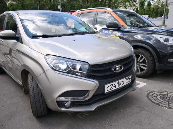 Lada (ВАЗ) XRAY I с пробегом 2018 года, цена 819 000 рублей, 63200 км, хэтчбек, Автокод Объявления