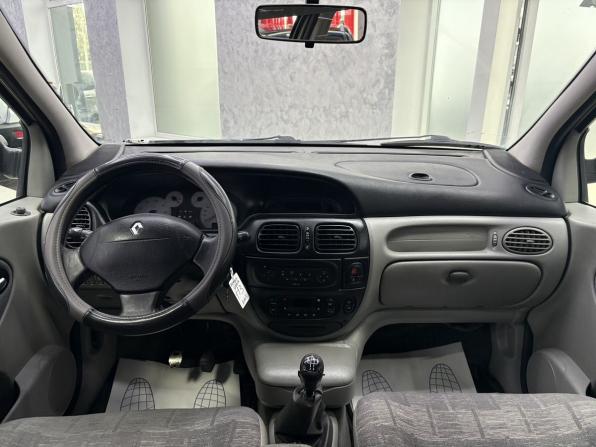 Renault Scenic I Рестайлинг с пробегом 2003 года, цена 365 000 рублей, 172337 км, компактвэн, Автокод Объявления