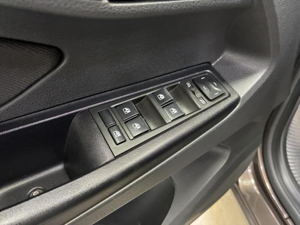 Lada (ВАЗ) Vesta I с пробегом 2019 года, цена 960 000 рублей, 90000 км, универсал, Автокод Объявления
