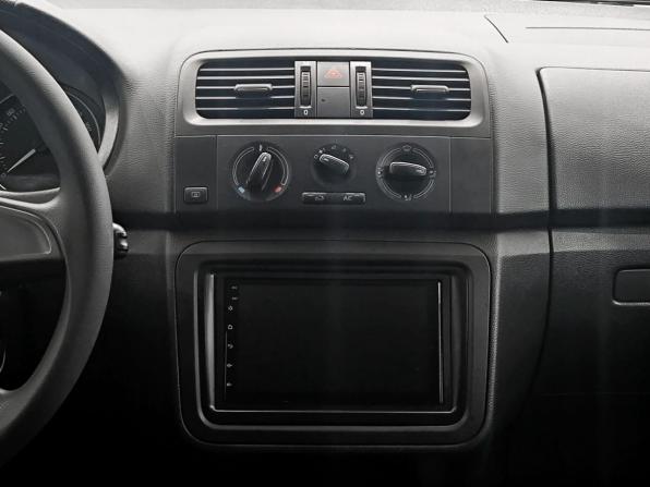 Skoda Fabia II Рестайлинг с пробегом 2013 года, цена 650 000 рублей, 118277 км, хэтчбек, Автокод Объявления