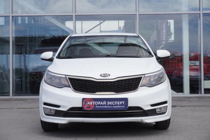 Kia Rio III Рестайлинг с пробегом 2015 года, цена 930 000 рублей, 161740 км, седан, Автокод Объявления