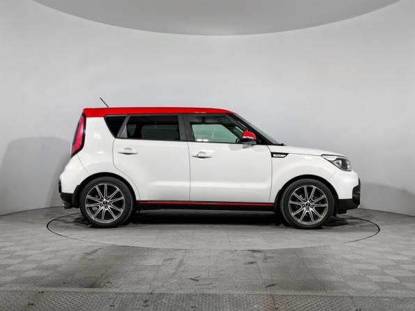 Kia Soul II Рестайлинг с пробегом 2017 года, цена 1 690 000 рублей, 109217 км, хэтчбек, Автокод Объявления