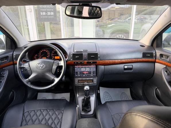 Toyota Avensis II Рестайлинг с пробегом 2006 года, цена 717 000 рублей, 321511 км, седан, Автокод Объявления