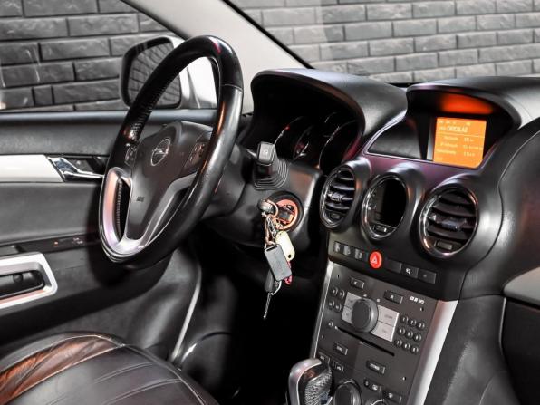 Opel Antara I Рестайлинг с пробегом 2012 года, цена 890 000 рублей, 202496 км, внедорожник, Автокод Объявления