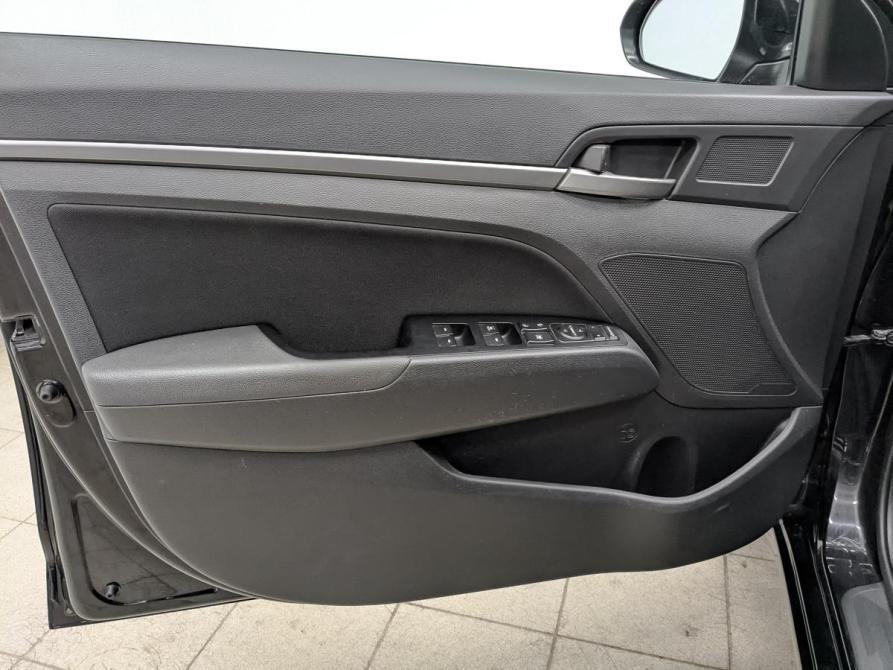 Hyundai Elantra VI (AD) Москва  - изображение 19