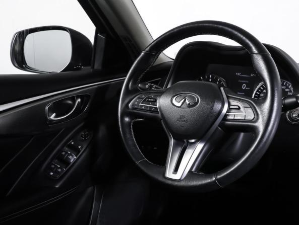 Infiniti Q50 I Рестайлинг с пробегом 2018 года, цена 2 099 000 рублей, 86541 км, седан, Автокод Объявления