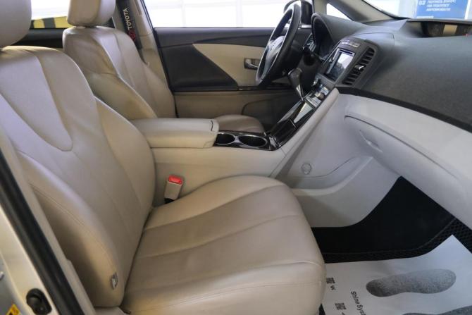 Toyota Venza I с пробегом 2010 года, цена 1 689 000 рублей, 140000 км, внедорожник, Автокод Объявления