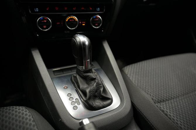 Volkswagen Jetta VI с пробегом 2013 года, цена 1 168 000 рублей, 166885 км, седан, Автокод Объявления