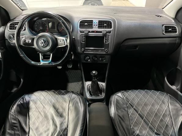 Volkswagen Polo V Рестайлинг с пробегом 2018 года, цена 620 000 рублей, 245327 км, седан, Автокод Объявления