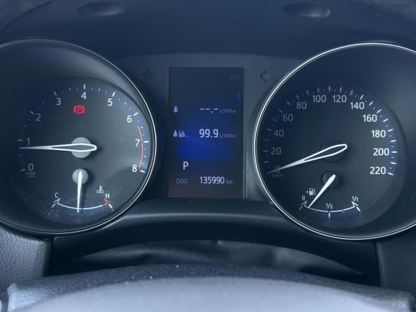 Toyota C-HR I с пробегом 2018 года, цена 1 940 000 рублей, 135991 км, внедорожник, Автокод Объявления