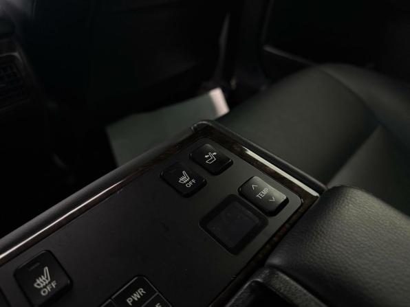 Toyota Camry VII (XV50) Рестайлинг 2 с пробегом 2017 года, цена 2 350 000 рублей, 215006 км, седан, Автокод Объявления