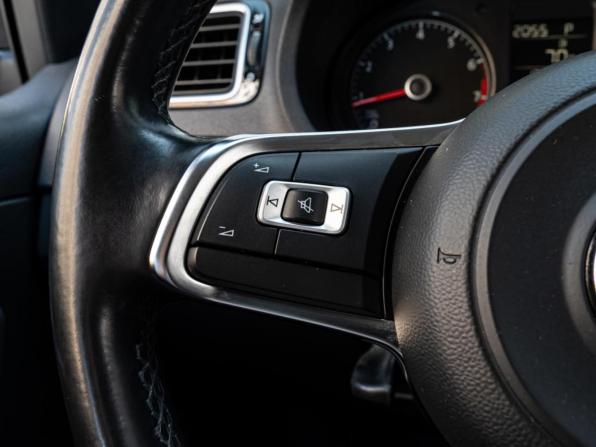 Volkswagen Polo V Рестайлинг с пробегом 2019 года, цена 1 188 000 рублей, 137491 км, седан, Автокод Объявления