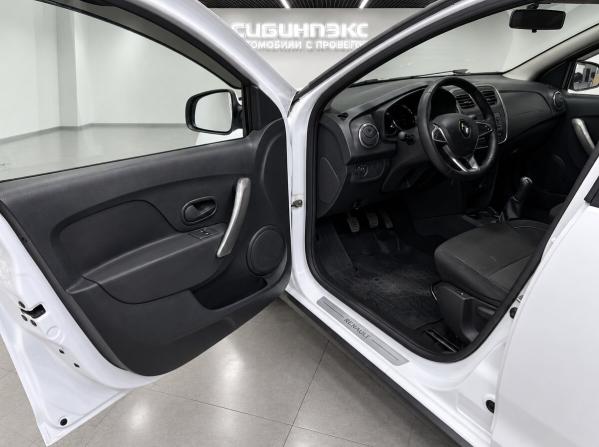 Renault Sandero II с пробегом 2018 года, цена 1 075 000 рублей, 120000 км, хэтчбек, Автокод Объявления