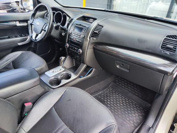 Kia Sorento II с пробегом 2010 года, цена 1 230 000 рублей, 213741 км, внедорожник, Автокод Объявления