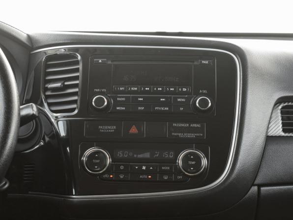 Mitsubishi Outlander III Рестайлинг 2 с пробегом 2015 года, цена 1 745 000 рублей, 235642 км, внедорожник, Автокод Объявления