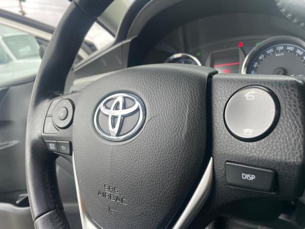 Toyota Corolla XI (E160 E170 E180) с пробегом 2013 года, цена 1 570 000 рублей, 127405 км, седан, Автокод Объявления