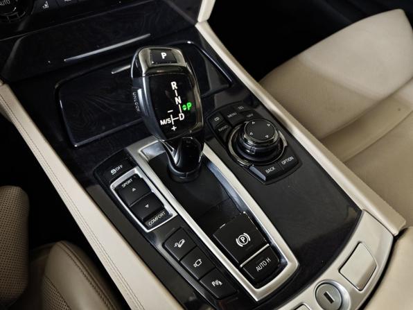 BMW 7 серии V (F01/F02/F04) с пробегом 2010 года, цена 1 000 000 рублей, 225914 км, седан, Автокод Объявления