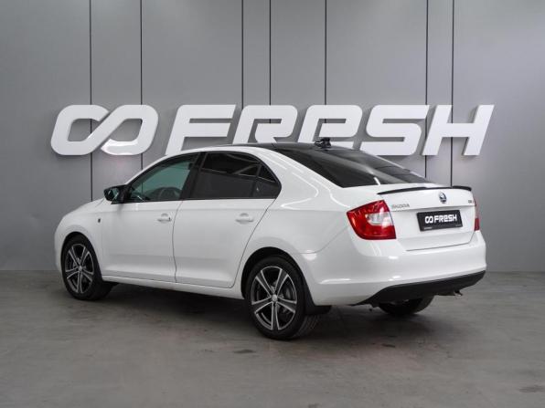 Skoda Rapid I с пробегом 2014 года, цена 899 000 рублей, 192009 км, лифтбек, Автокод Объявления