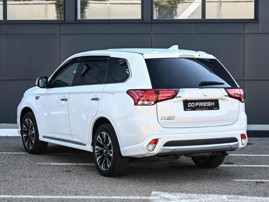 Mitsubishi Outlander III Рестайлинг 2 Новороссийск  - изображение 2