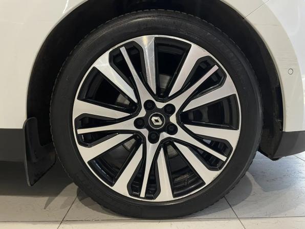 Renault Scenic IV с пробегом 2018 года, цена 1 490 000 рублей, 186130 км, компактвэн, Автокод Объявления