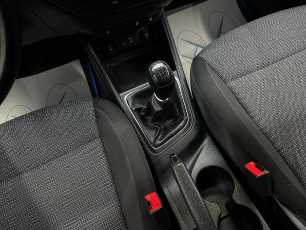 Hyundai Solaris II с пробегом 2018 года, цена 1 180 000 рублей, 137672 км, седан, Автокод Объявления