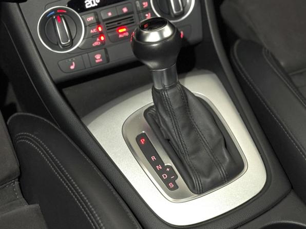 Audi Q3 I (8U) Рестайлинг с пробегом 2015 года, цена 2 050 000 рублей, 174429 км, внедорожник, Автокод Объявления