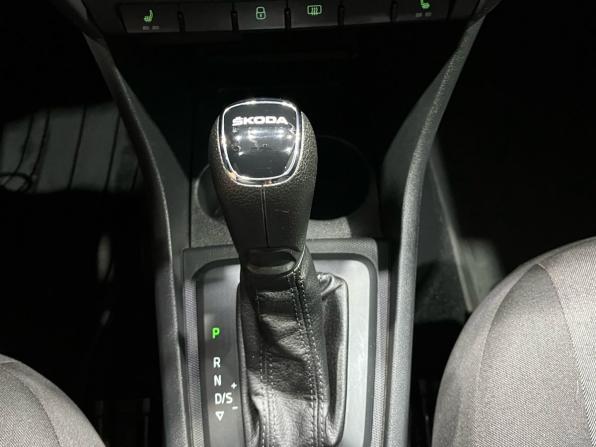 Skoda Rapid I Рестайлинг с пробегом 2019 года, цена 1 370 000 рублей, 113282 км, лифтбек, Автокод Объявления