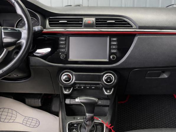 Kia Rio IV с пробегом 2019 года, цена 1 547 000 рублей, 98433 км, хэтчбек, Автокод Объявления