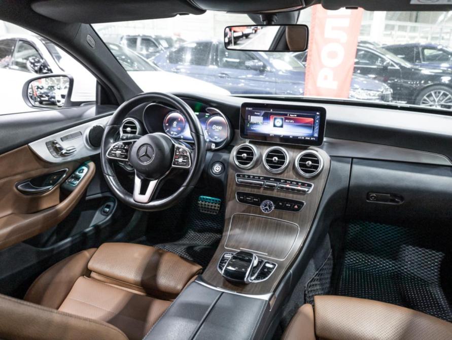 Mercedes-Benz C-Класс IV (W205) Рестайлинг Санкт-Петербург  - изображение 17