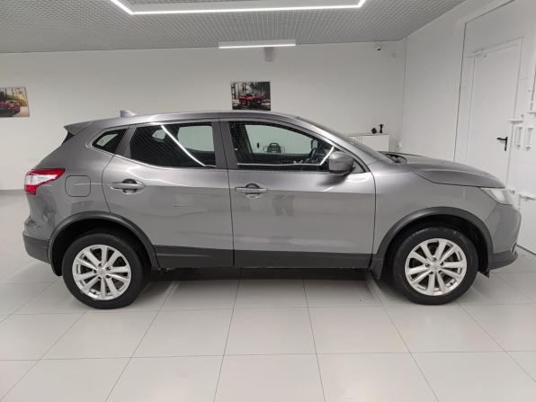Nissan Qashqai II с пробегом 2018 года, цена 1 511 000 рублей, 119161 км, внедорожник, Автокод Объявления