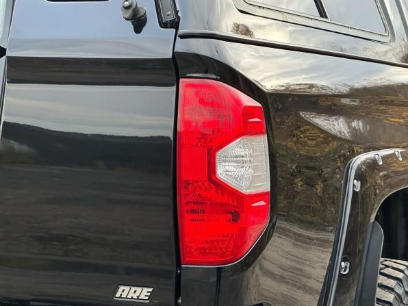 Toyota Tundra II Рестайлинг с пробегом 2015 года, цена 7 899 000 рублей, 77164 км, offers.body_type.unknown, Автокод Объявления
