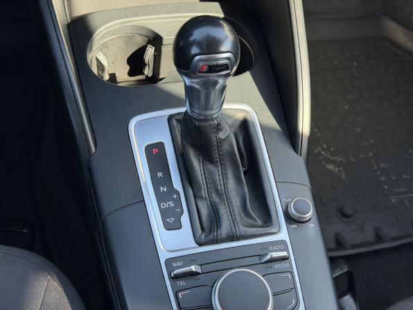 Audi A3 III (8V) с пробегом 2015 года, цена 1 320 000 рублей, 171243 км, седан, Автокод Объявления